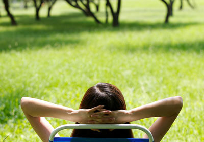 日本女足队员赢得胜利，挺进决赛