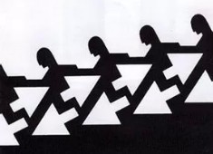 日本女足队员赢得胜利，挺进决赛